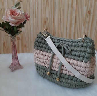Bolsa Ana de crochê 