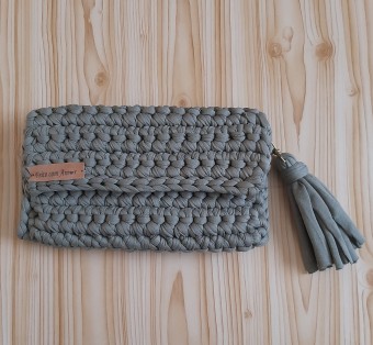 Bolsa clutch de crochê 